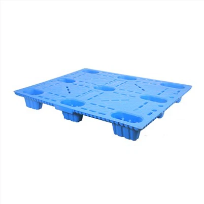 Palettes en plastique légères